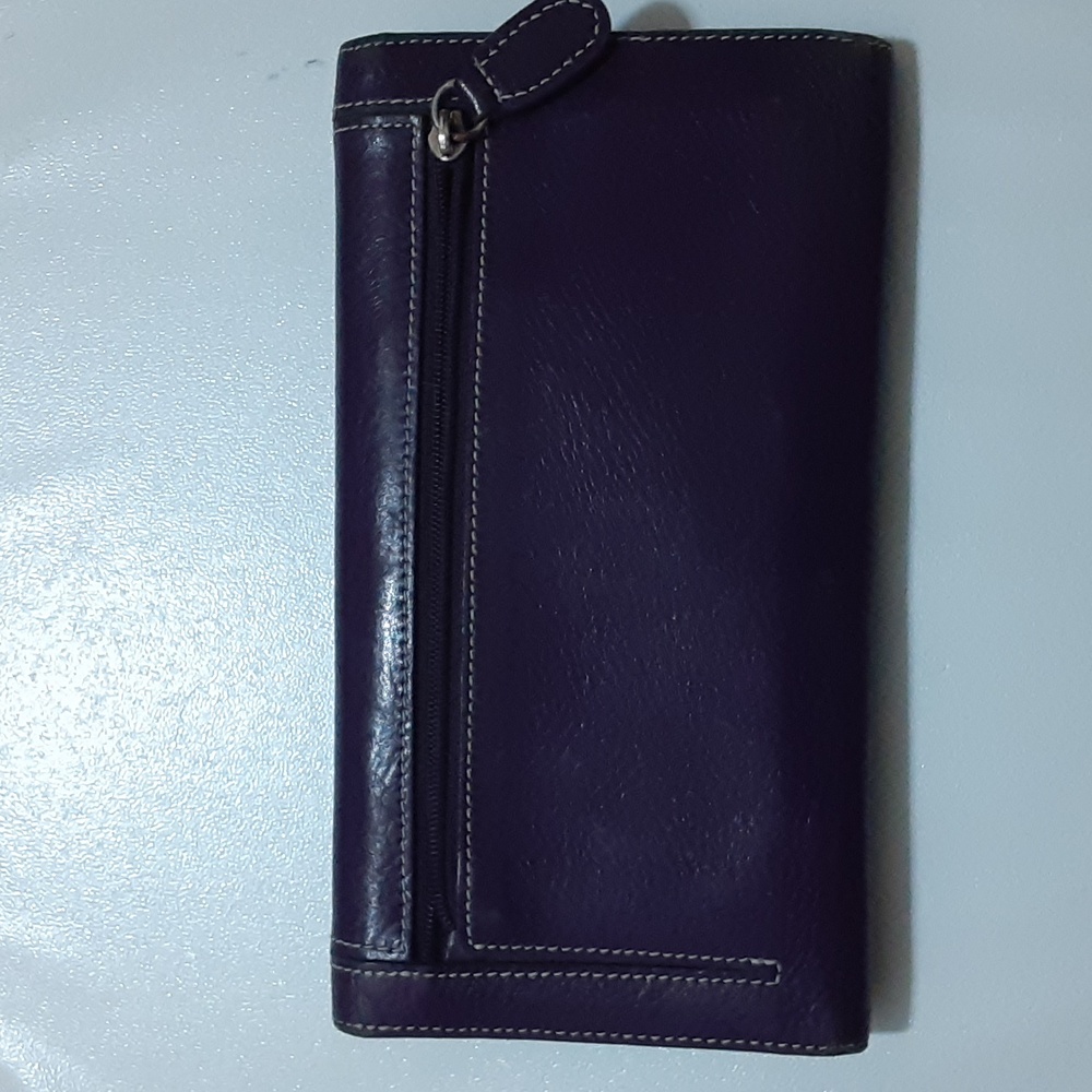 Kelly Purple Wallet - Picture 2 of 4
